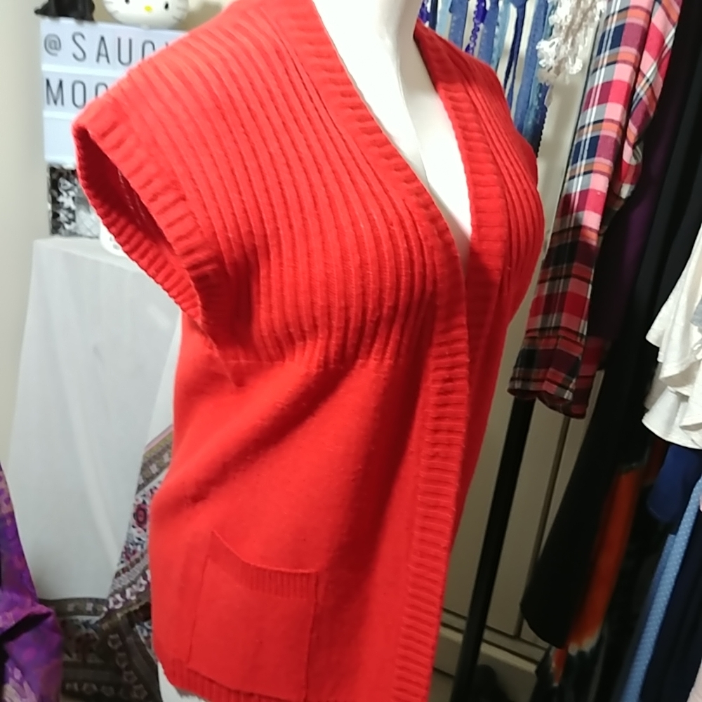 Vintage red short sleeve cardigan pocket